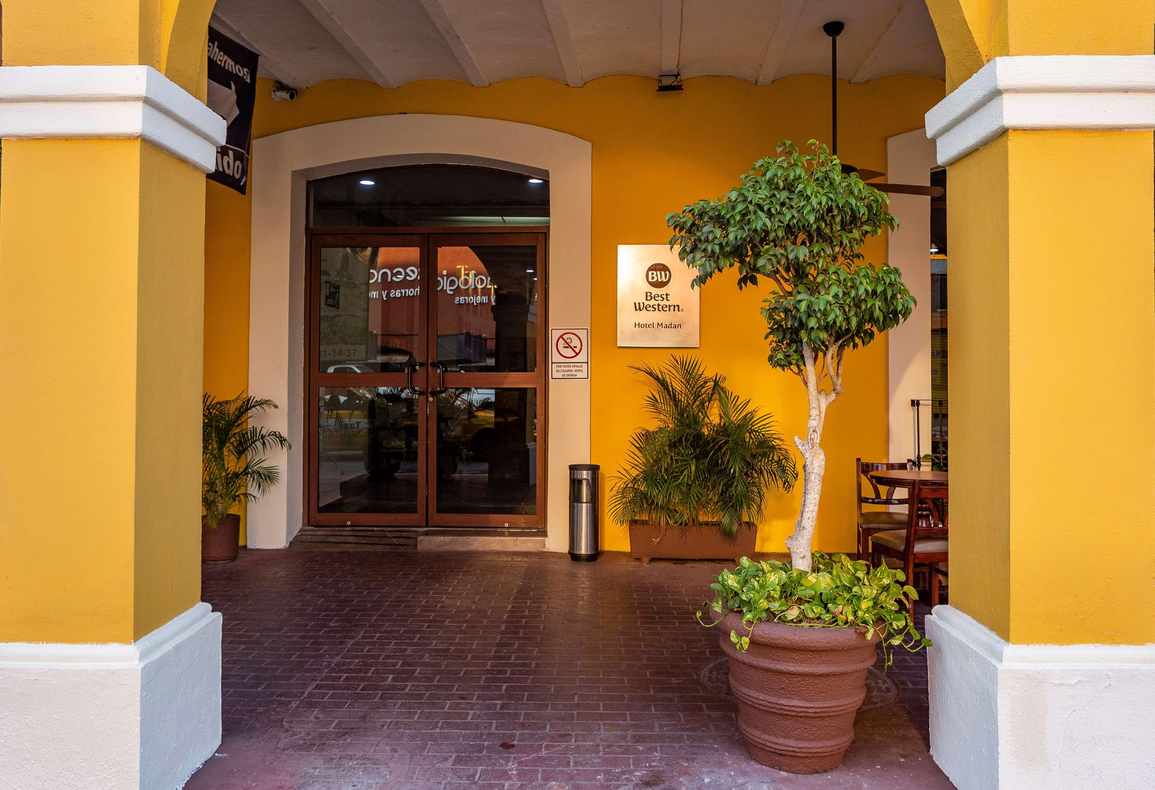 Best Western Hotel Madan Вильяэрмоса Экстерьер фото